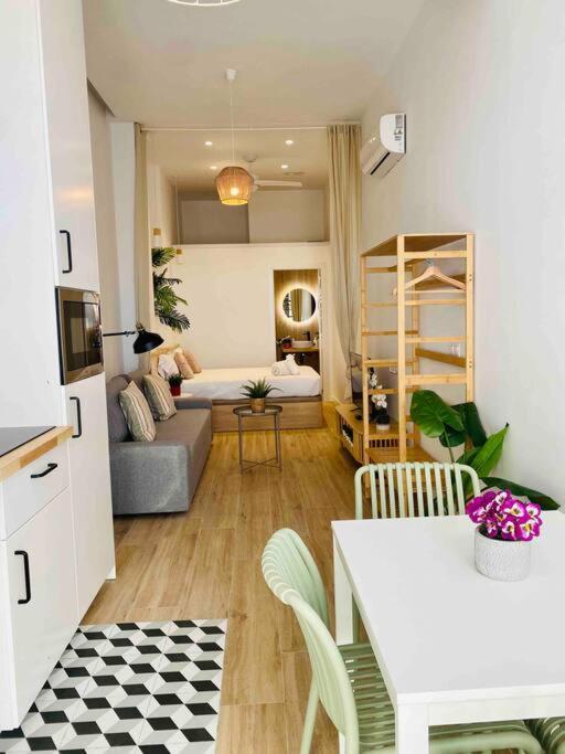 Nice & Cozy Flat Close The Beach Valencia Exterior photo